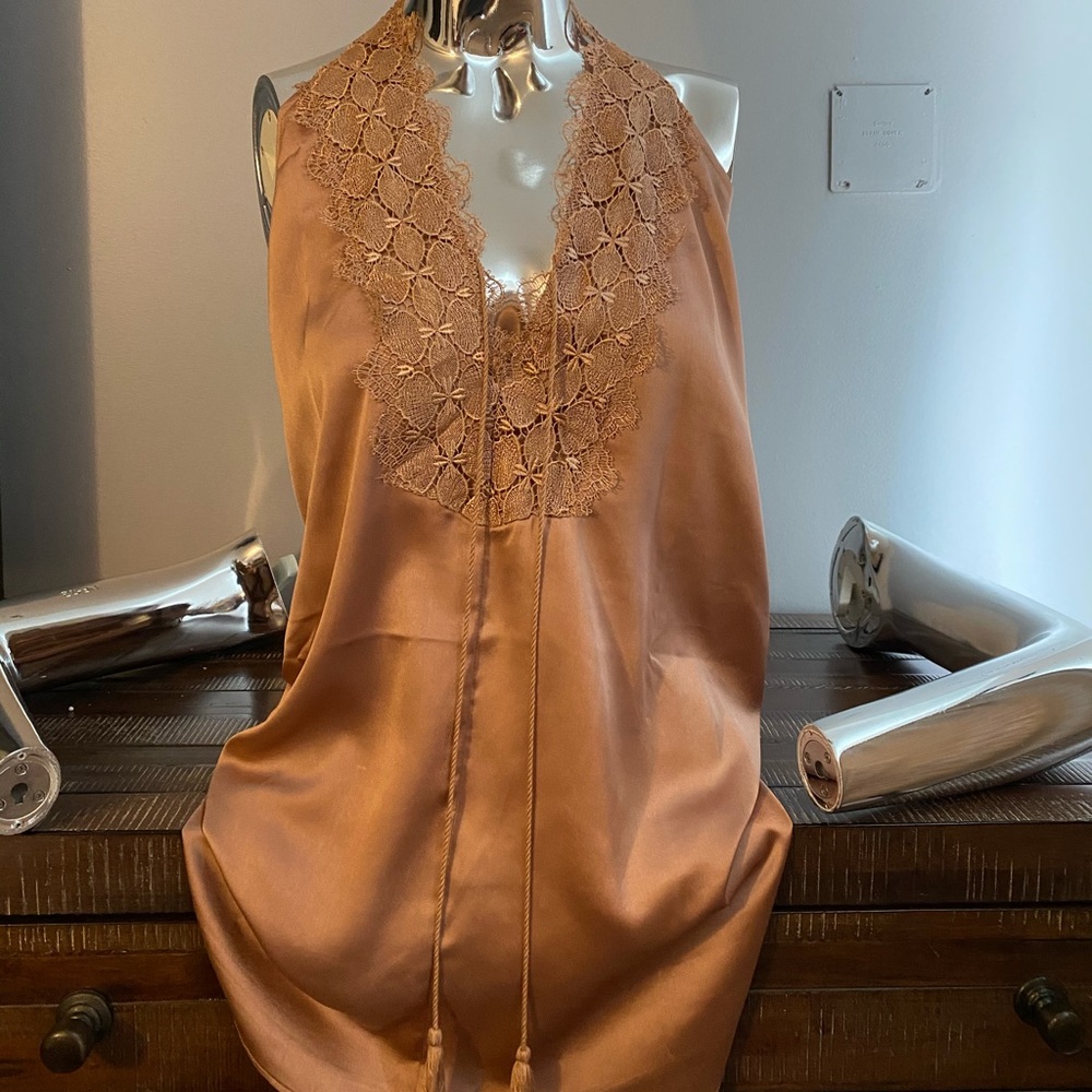 Beautiful silk top brand new